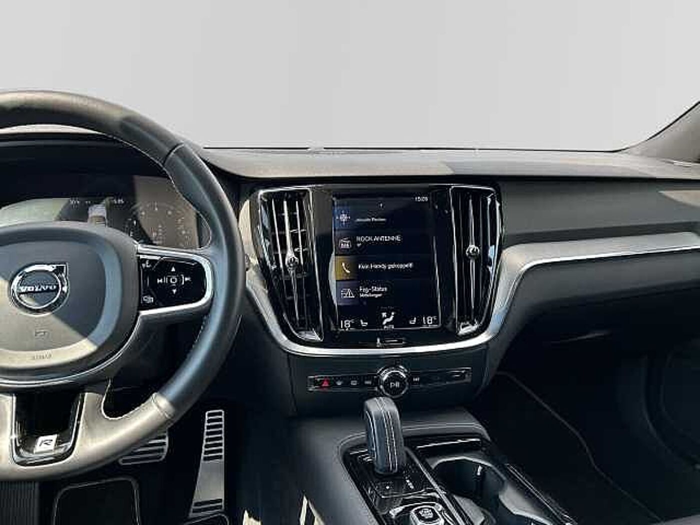 Volvo  Recharge T6 AWD R-Design 18'' ACC DAB LED Harman Rückfahrkam. Totwinkelassistent