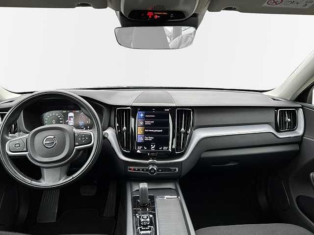 Volvo  B4 Diesel Momentum Pro 18'' AHK Rückfahrkam. LED SHZ Apple CarPlay DAB Navi