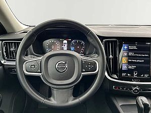 Volvo  D3 Momentum Navi LED SHZ CD Apple CarPlay El. Heckklappe Klimaautom Android Auto